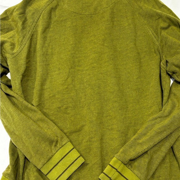 Green DC large zip up light jacket - Picture 7 of 7